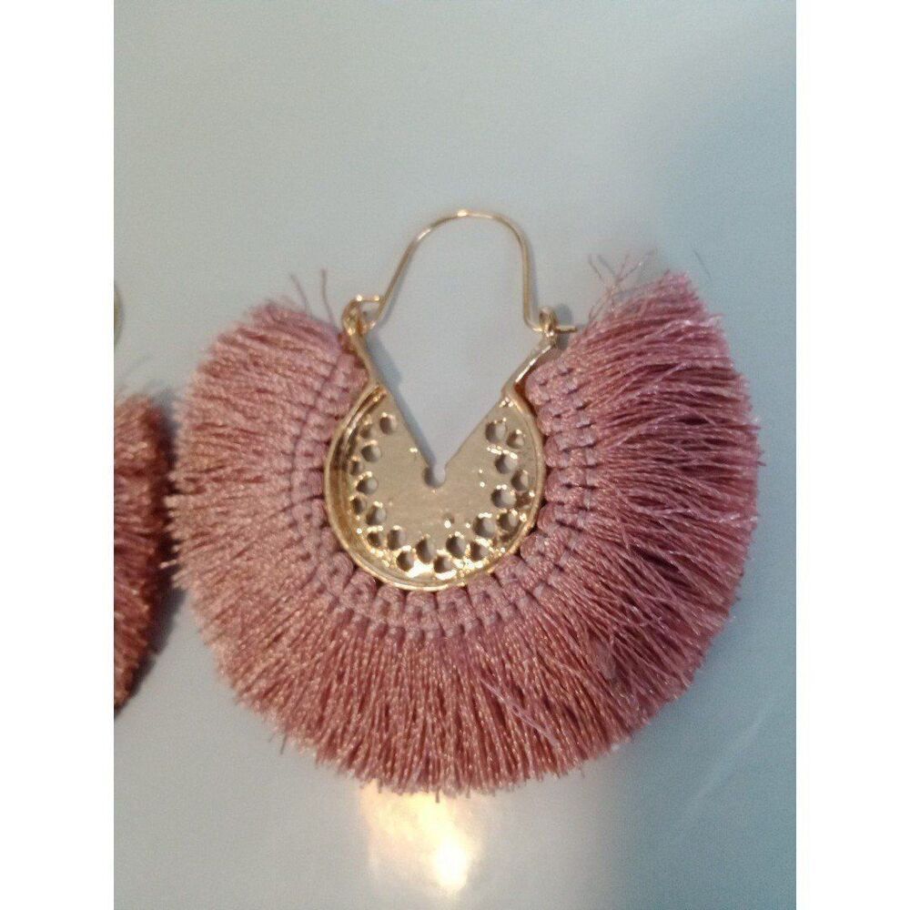 Pink Fringe w/Gold Metal Earrings - Picture 6 of 7